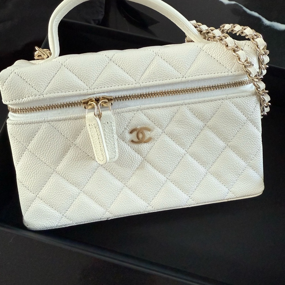 NWB - Chanel White Vanity